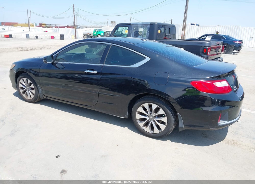 2013 HONDA ACCORD VIN: 1HGCT1B83DA003182