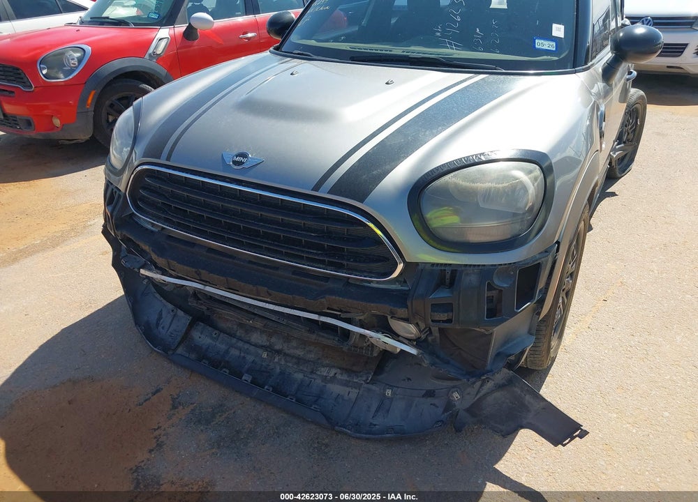 2018 MINI COOPER COUNTRYMAN VIN: WMZYS7C3XJ3E08133