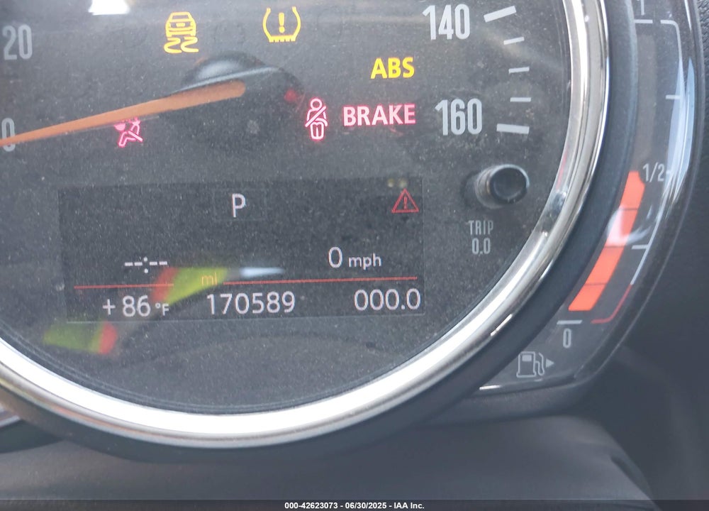 2018 MINI COOPER COUNTRYMAN VIN: WMZYS7C3XJ3E08133