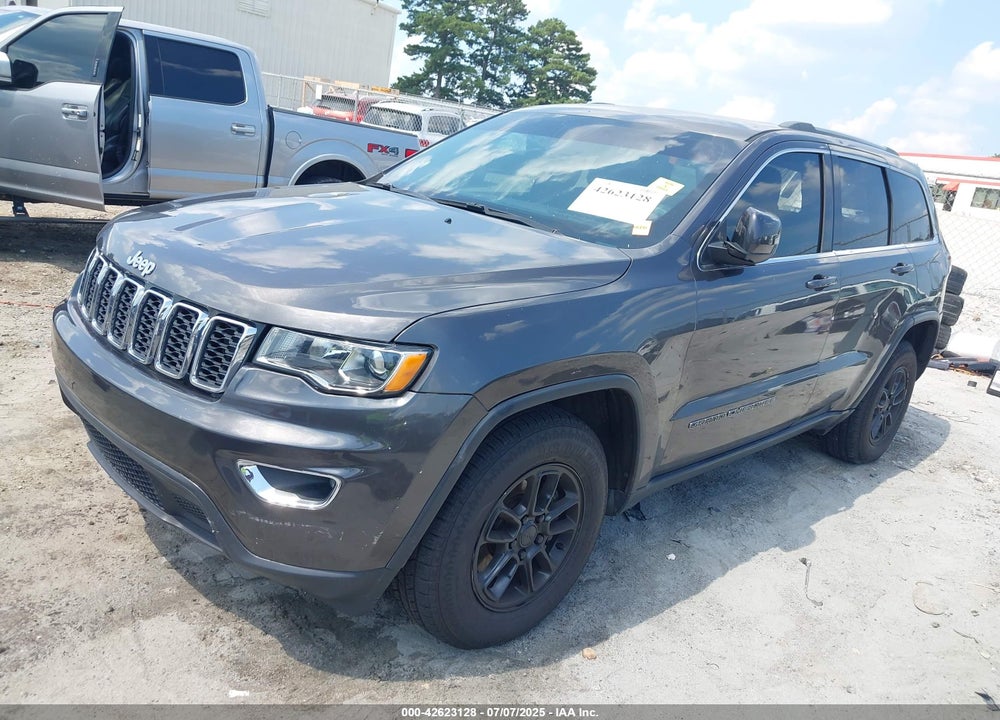 2020 JEEP GRAND CHEROKEE VIN: 1C4RJEAG0LC182573