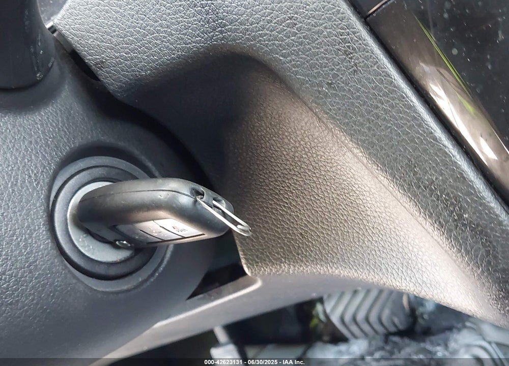 2016 NISSAN ROGUE VIN: JN8AT2MV3GW152587