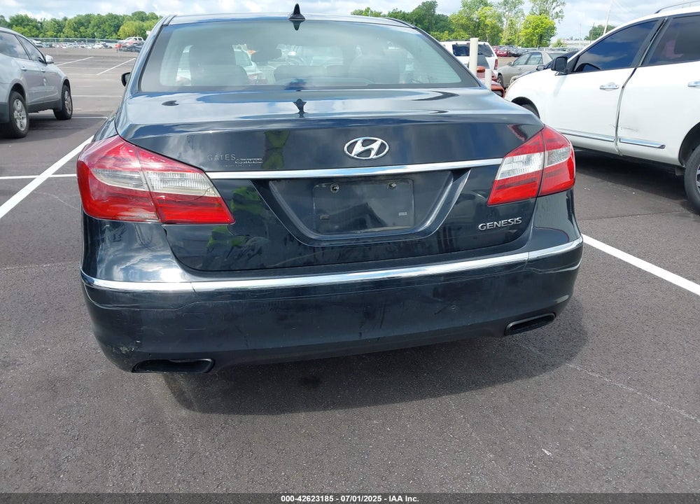 2014 HYUNDAI GENESIS VIN: KMHGC4DD0EU264227