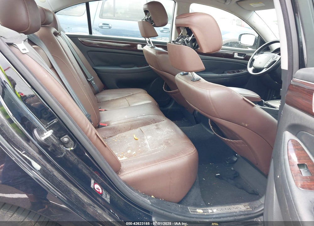 2014 HYUNDAI GENESIS VIN: KMHGC4DD0EU264227