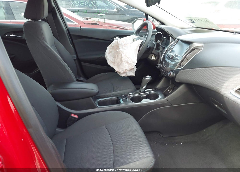 2018 CHEVROLET CRUZE LT AUTO VIN: 1G1BE5SMXJ7148407