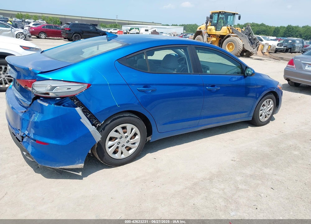2017 HYUNDAI ELANTRA VIN: 5NPD74LF3HH151563