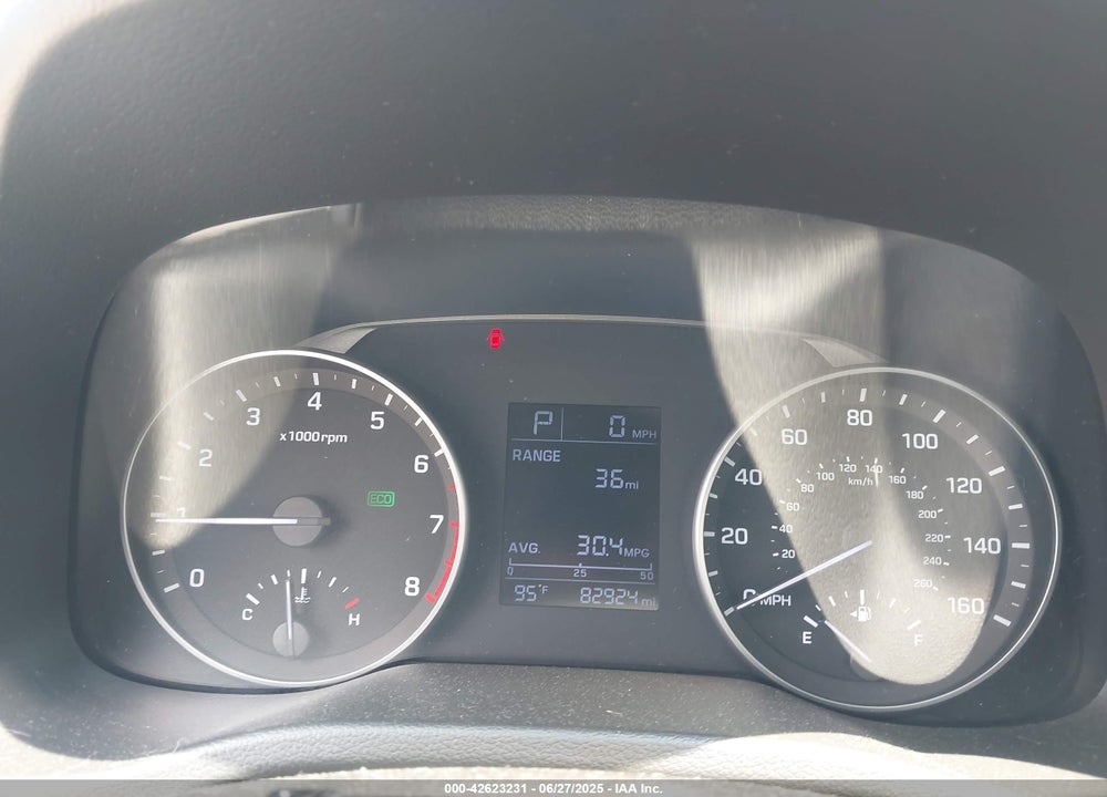 2017 HYUNDAI ELANTRA VIN: 5NPD74LF3HH151563