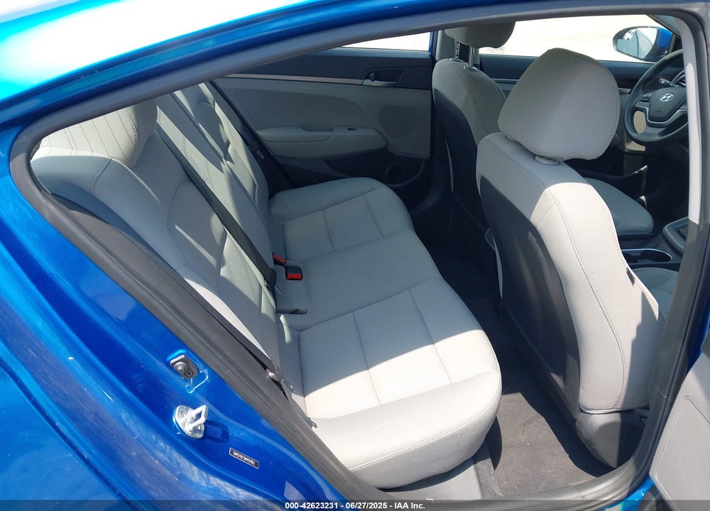 2017 HYUNDAI ELANTRA VIN: 5NPD74LF3HH151563