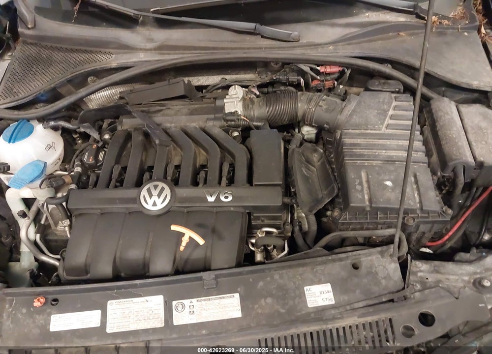 2012 VOLKSWAGEN PASSAT VIN: 1VWBM7A30CC101831