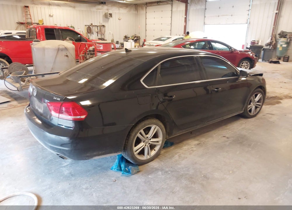 2012 VOLKSWAGEN PASSAT VIN: 1VWBM7A30CC101831