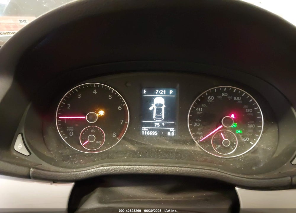 2012 VOLKSWAGEN PASSAT VIN: 1VWBM7A30CC101831