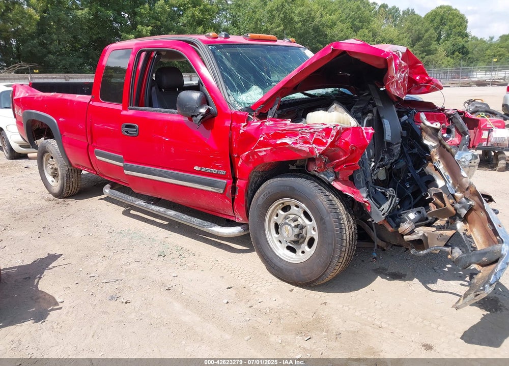 2005 CHEVROLET SILVERADO 2500HD LT VIN: 1GCHK29U35E181832