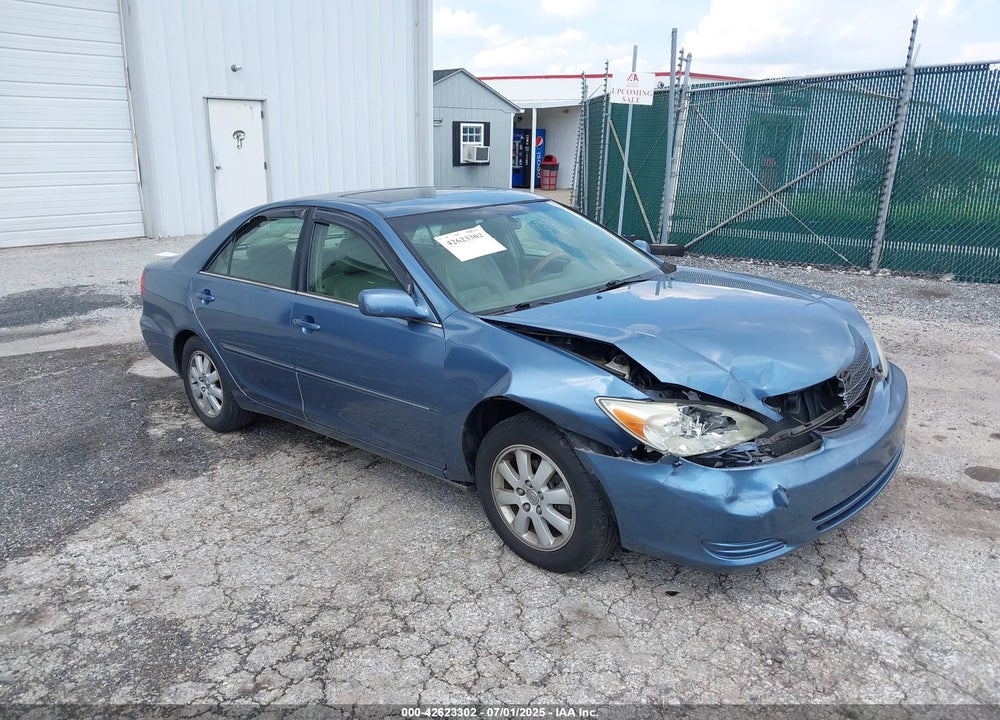2002 TOYOTA CAMRY XLE VIN: 4T1BE30K82U636038