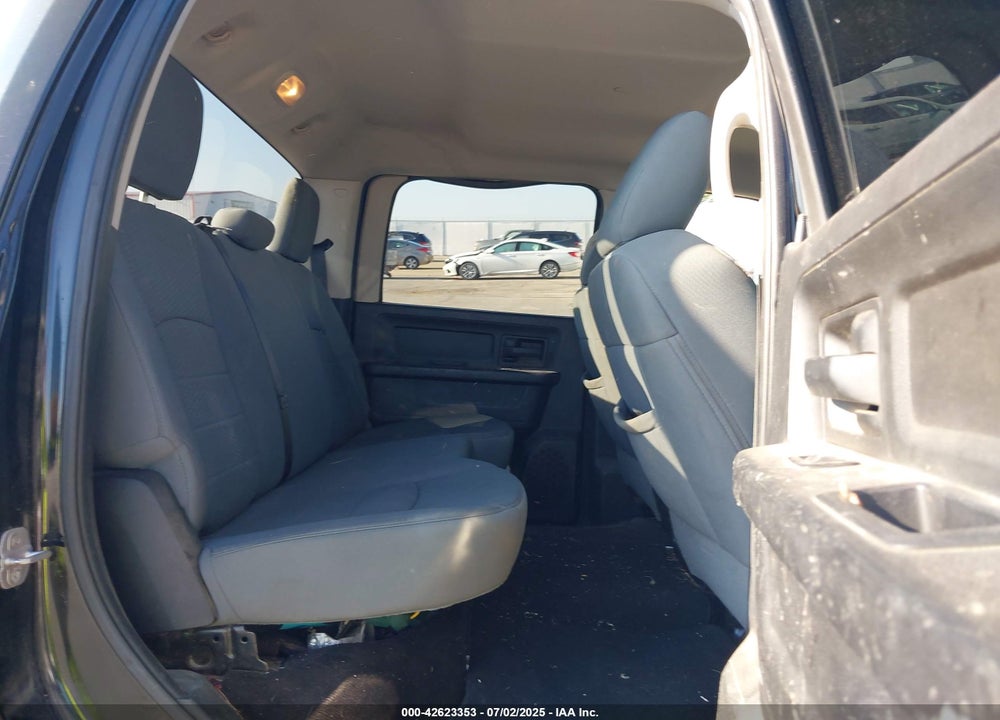 2014 RAM 1500 VIN: 1C6RR7KT5ES156924