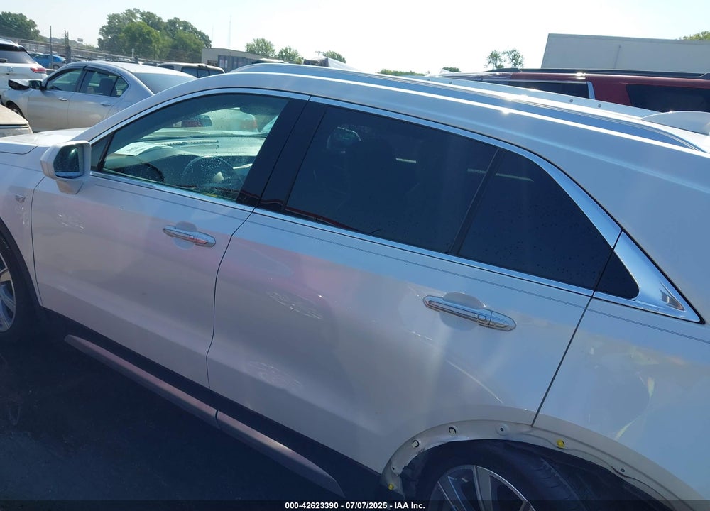 2020 CADILLAC XT4 FWD PREMIUM LUXURY VIN: 1GYFZCR45LF030713