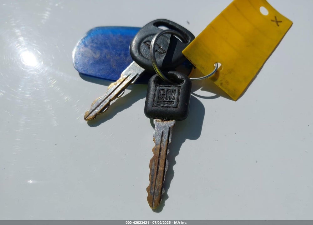 2002 CHEVROLET ASTRO LS VIN: 1GNEL19X52B143768