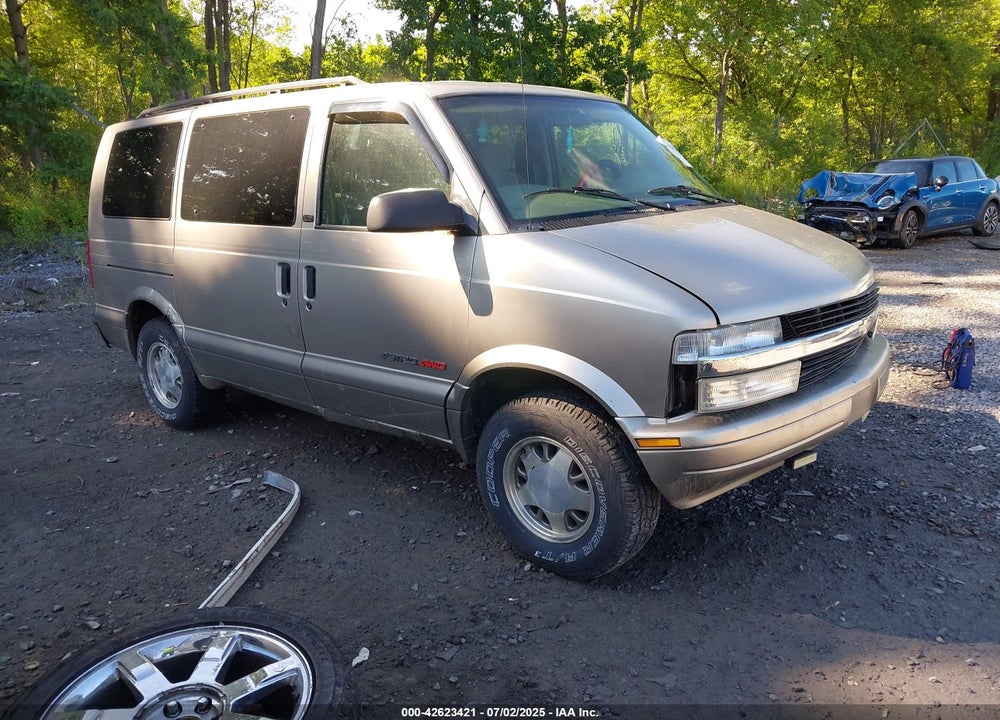 2002 CHEVROLET ASTRO LS VIN: 1GNEL19X52B143768