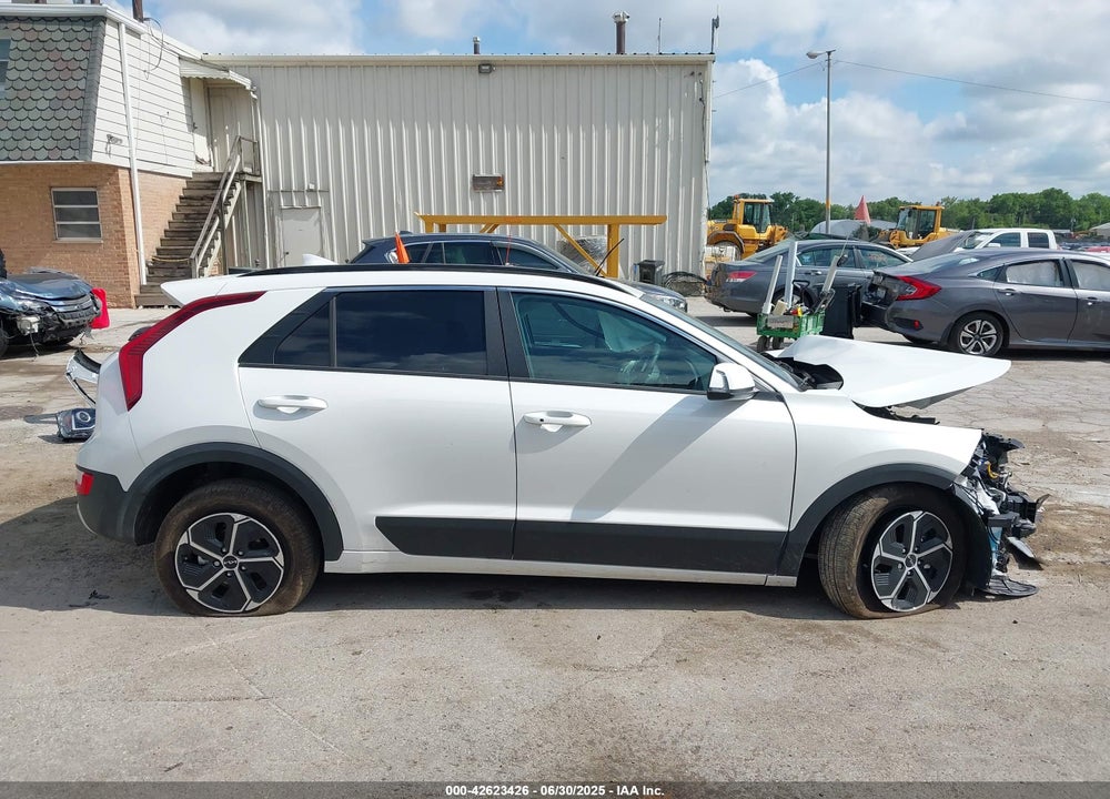 2025 KIA NIRO VIN: KNDCR3LEXS5252095