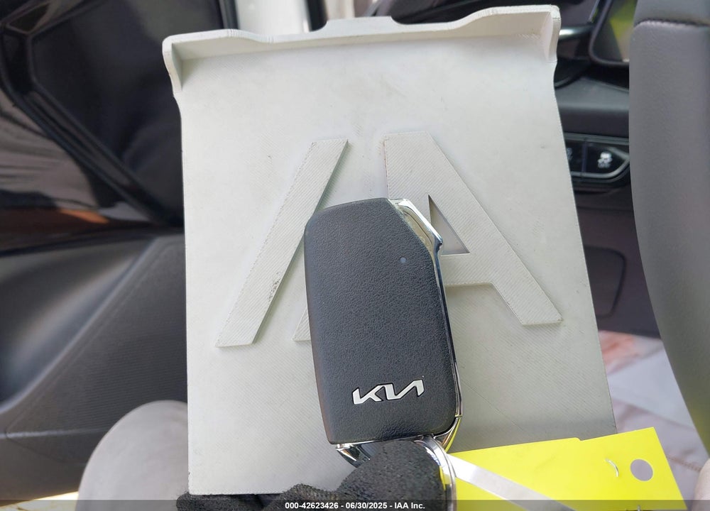 2025 KIA NIRO VIN: KNDCR3LEXS5252095