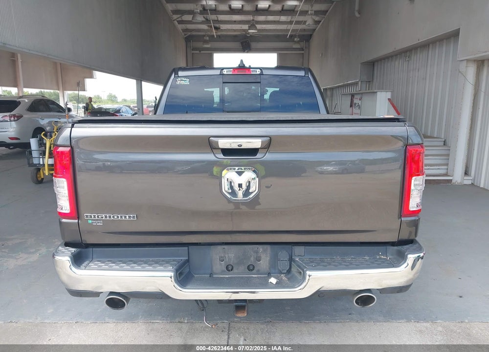 2020 RAM 1500 VIN: 1C6RREBT7LN121222