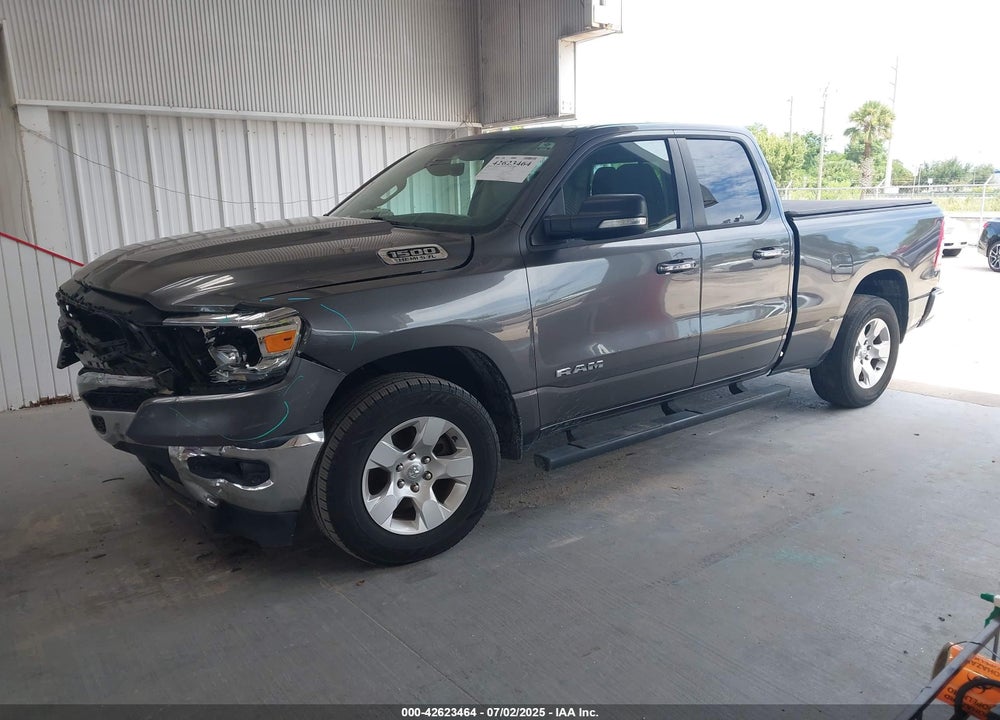 2020 RAM 1500 VIN: 1C6RREBT7LN121222