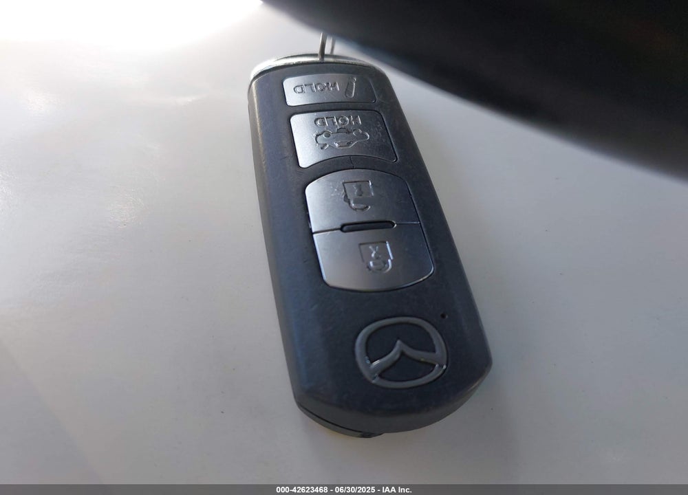 2014 MAZDA MAZDA3 VIN: JM1BM1W78E1119018