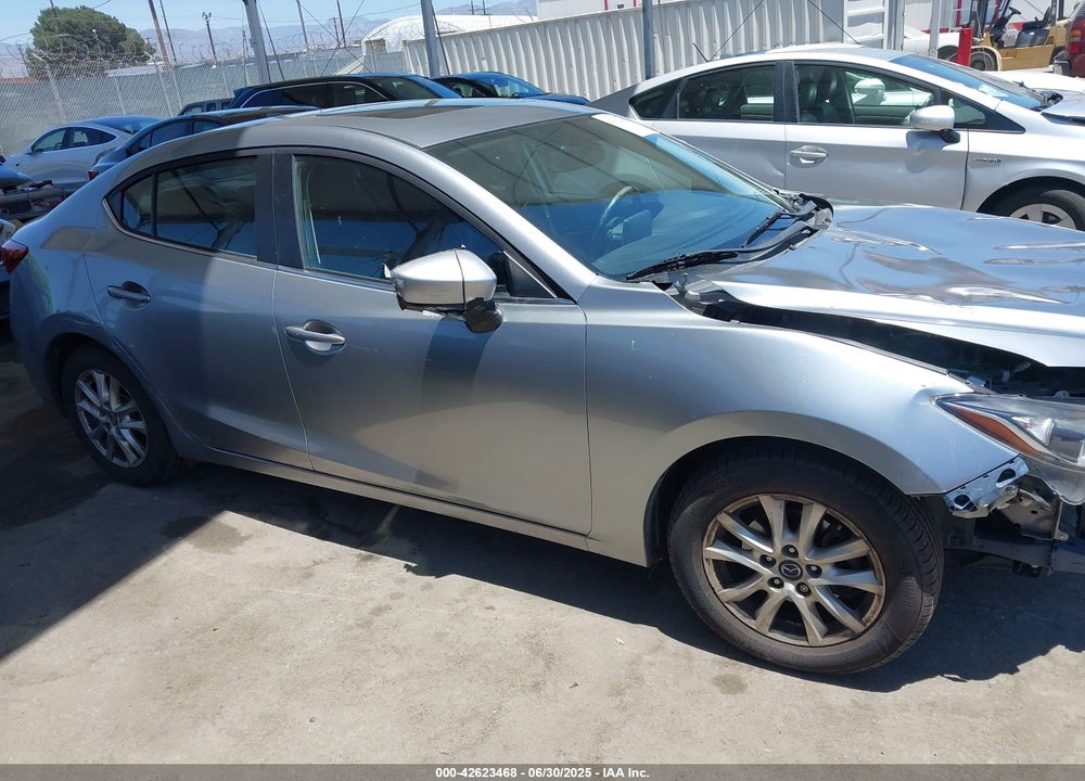2014 MAZDA MAZDA3 VIN: JM1BM1W78E1119018
