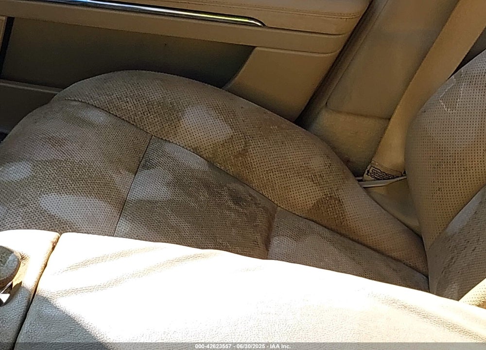 2010 MERCEDES-BENZ S 550 VIN: WDDNG7BB7AA340093