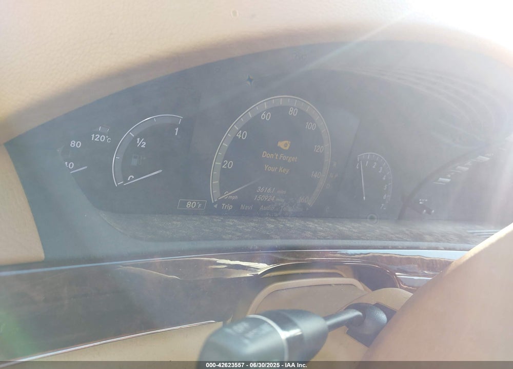 2010 MERCEDES-BENZ S 550 VIN: WDDNG7BB7AA340093