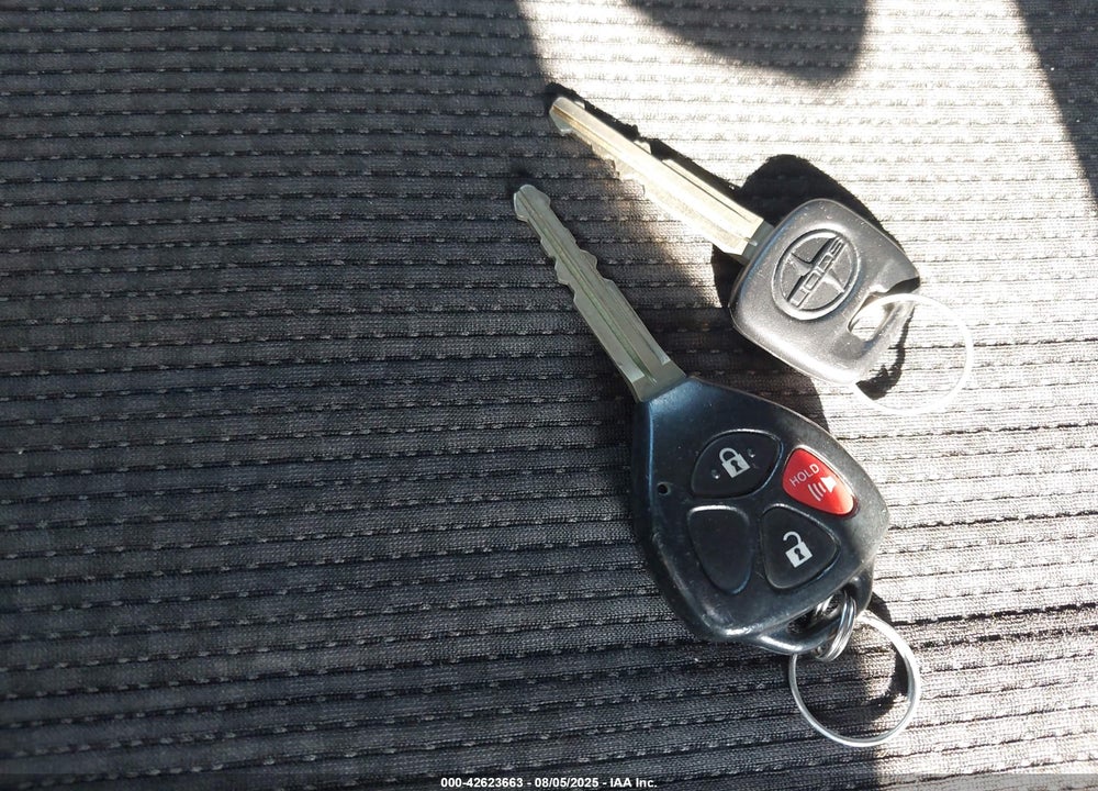 2008 SCION XB VIN: JTLKE50E381024743