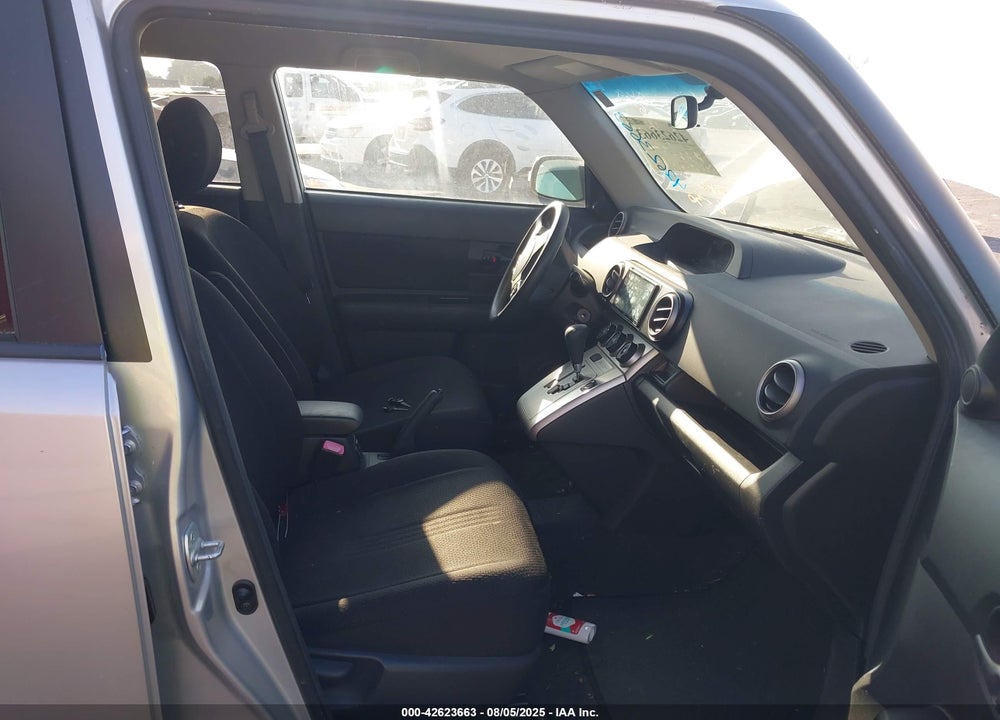 2008 SCION XB VIN: JTLKE50E381024743