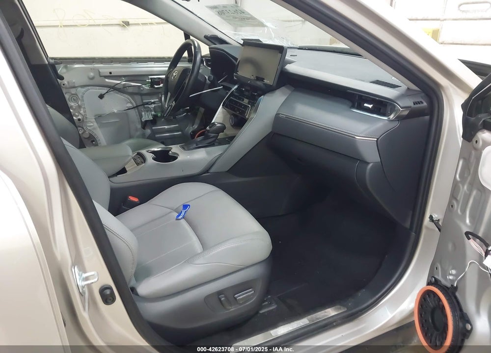 2022 TOYOTA VENZA LIMITED VIN: JTEAAAAHXNJ105539