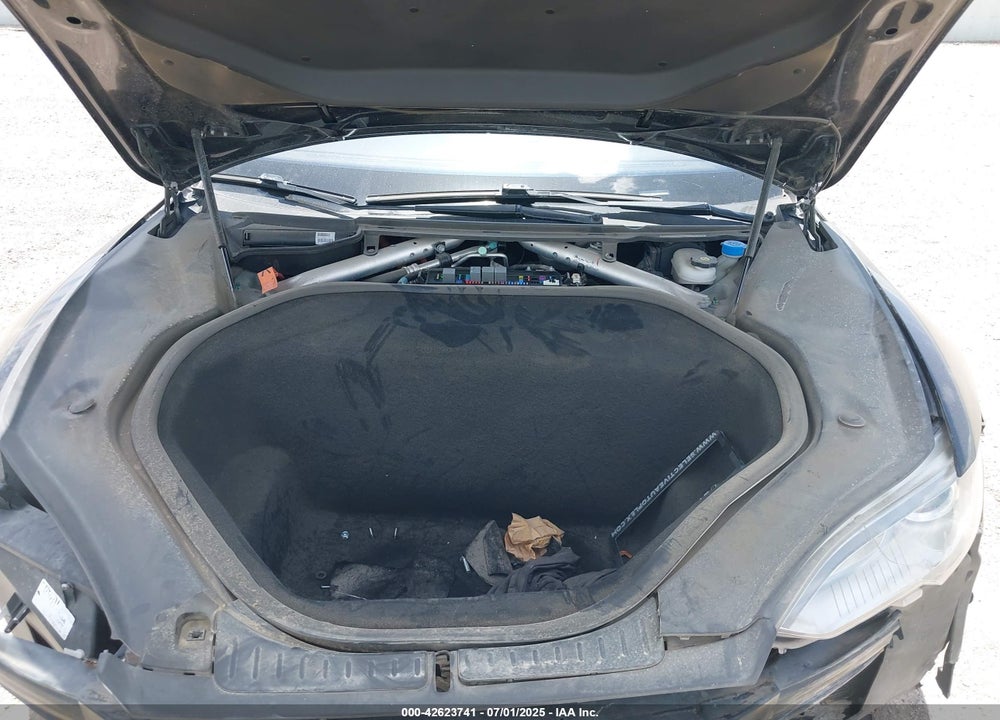 2016 TESLA MODEL S VIN: 5YJSA1E41GF120232