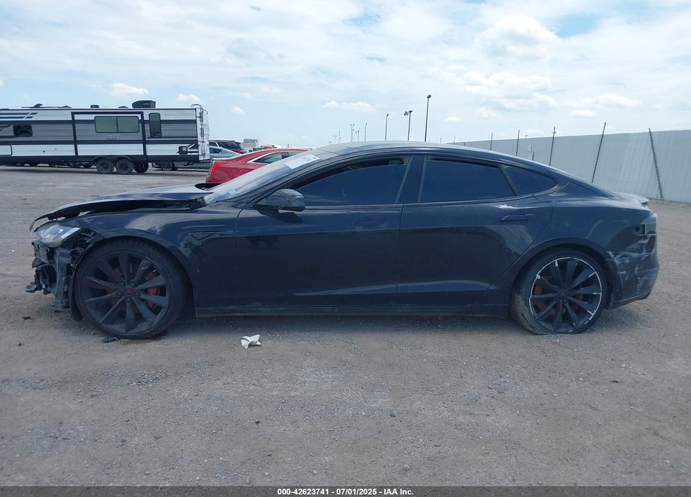 2016 TESLA MODEL S VIN: 5YJSA1E41GF120232