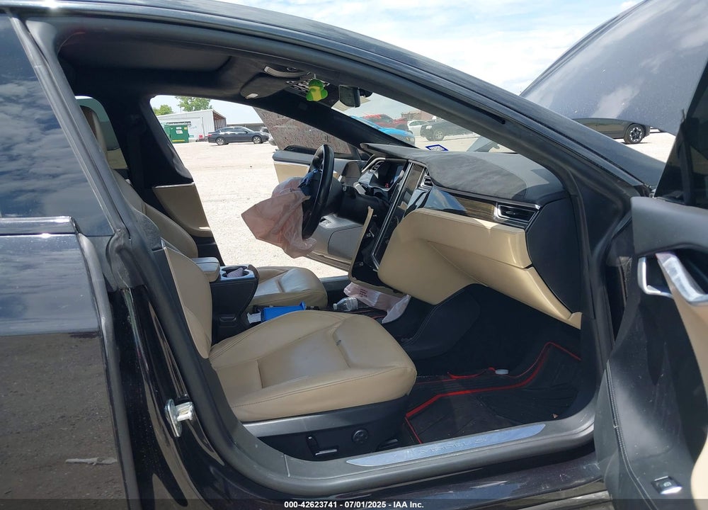 2016 TESLA MODEL S VIN: 5YJSA1E41GF120232