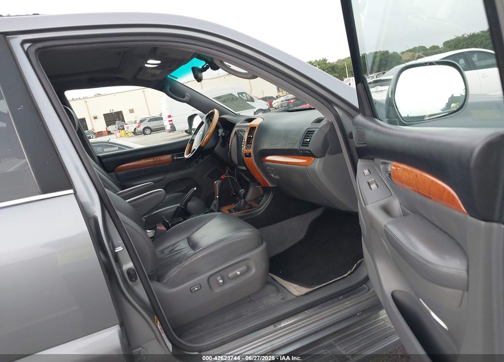 2004 LEXUS GX 470 VIN: JTJBT20XX40060248