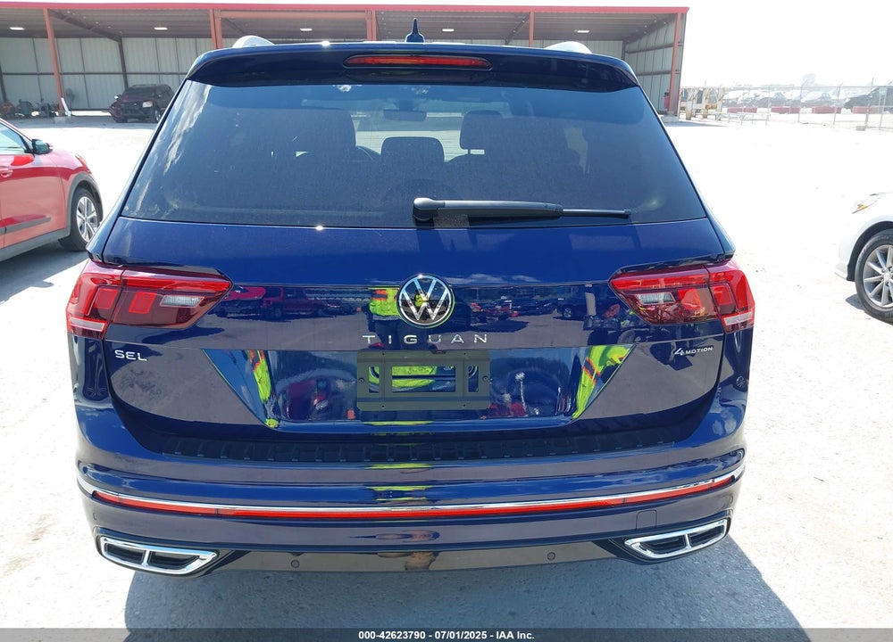 2024 VOLKSWAGEN TIGUAN VIN: 3VV4B7AXXRM049671