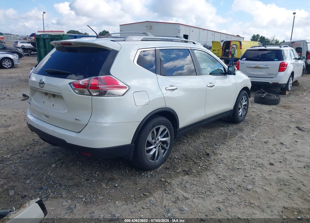 2015 NISSAN ROGUE VIN: 5N1AT2MT2FC756217