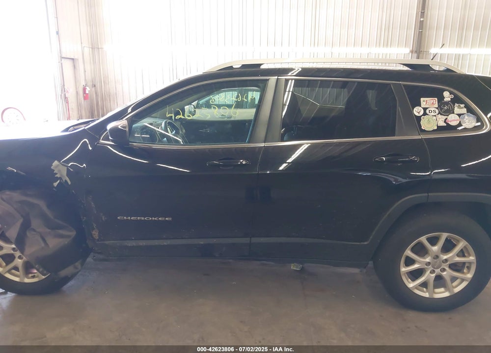2018 JEEP CHEROKEE VIN: 1C4PJMCB2JD529248
