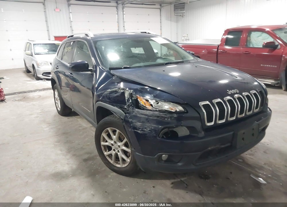 2014 JEEP CHEROKEE VIN: 1C4PJMCB7EW121810