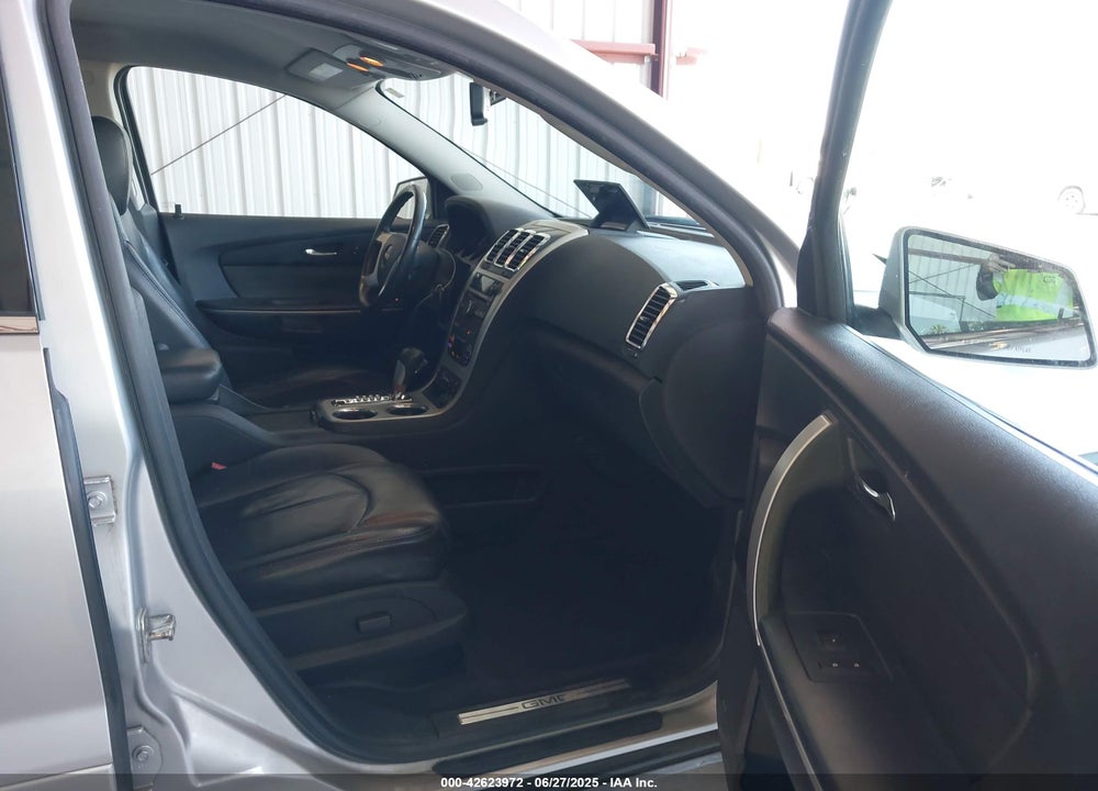 2010 GMC ACADIA VIN: 1GKLVMED2AJ125471