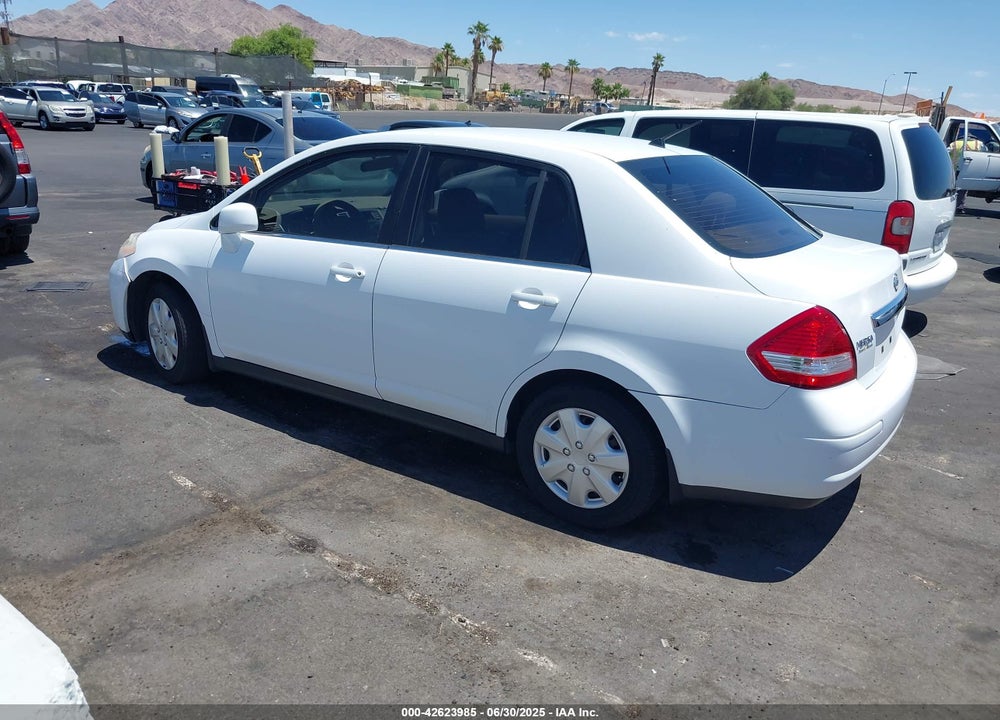 2007 NISSAN VERSA VIN: 3N1BC11E67L442930