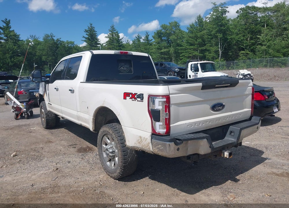 2017 FORD F-350 LARIAT VIN: 1FT8W3BT7HEC17666