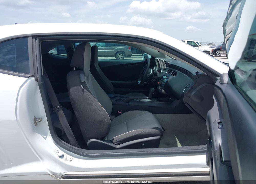 2010 CHEVROLET CAMARO 1LT VIN: 2G1FB1EV9A9170209
