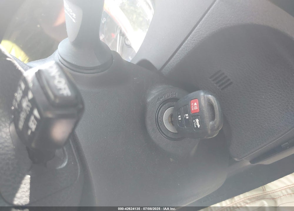 2017 TOYOTA COROLLA LE VIN: 2T1BURHE7HC916970