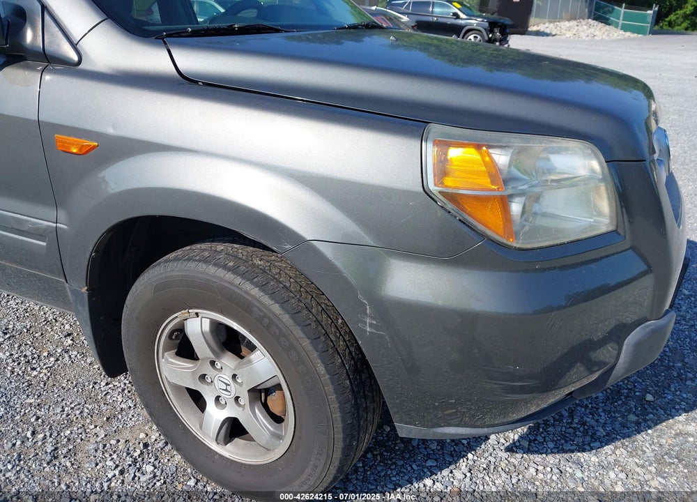 2007 HONDA PILOT VIN: 2HKYF18537H513425