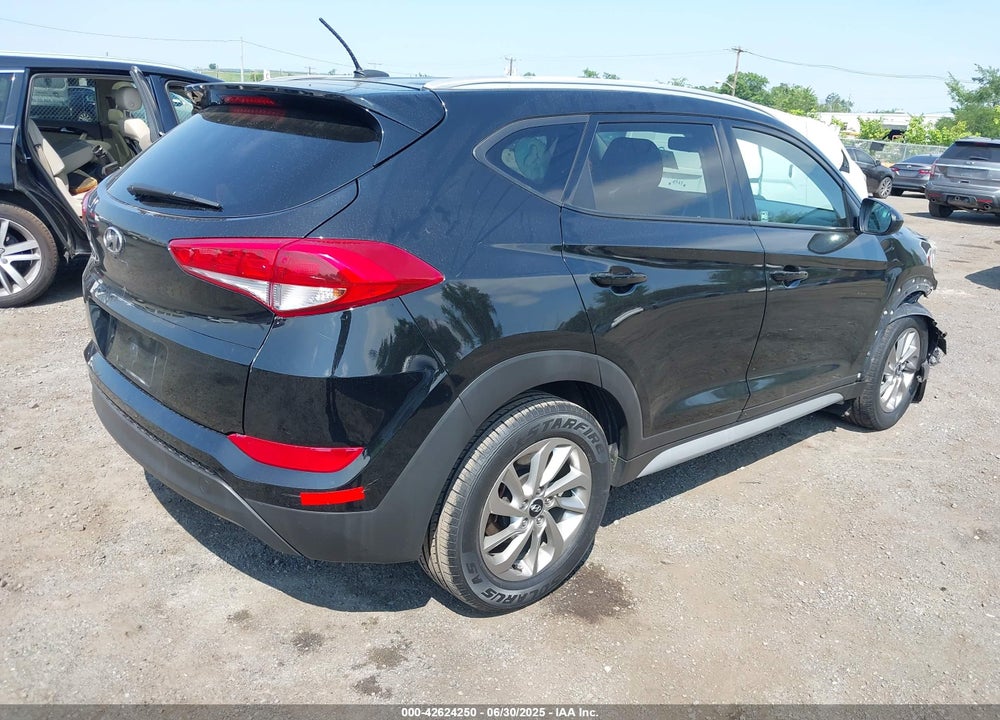 2017 HYUNDAI TUCSON VIN: KM8J3CA49HU522687