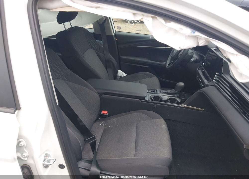 2025 TOYOTA CAMRY LE VIN: 4T1DAACKXSU018594