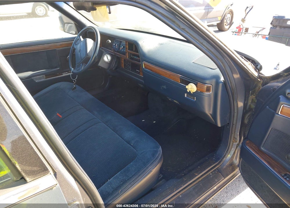 1990 DODGE DYNASTY VIN: 1B3XC4639LD800339