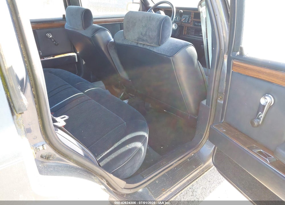 1990 DODGE DYNASTY VIN: 1B3XC4639LD800339