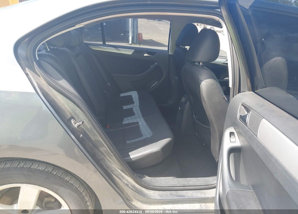 2012 VOLKSWAGEN JETTA VIN: 3VWLL7AJ4CM004457